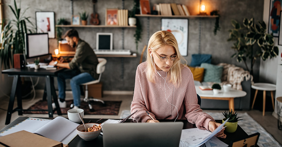 Staying Connected as a Couple… Even When You’re Working From Home ...